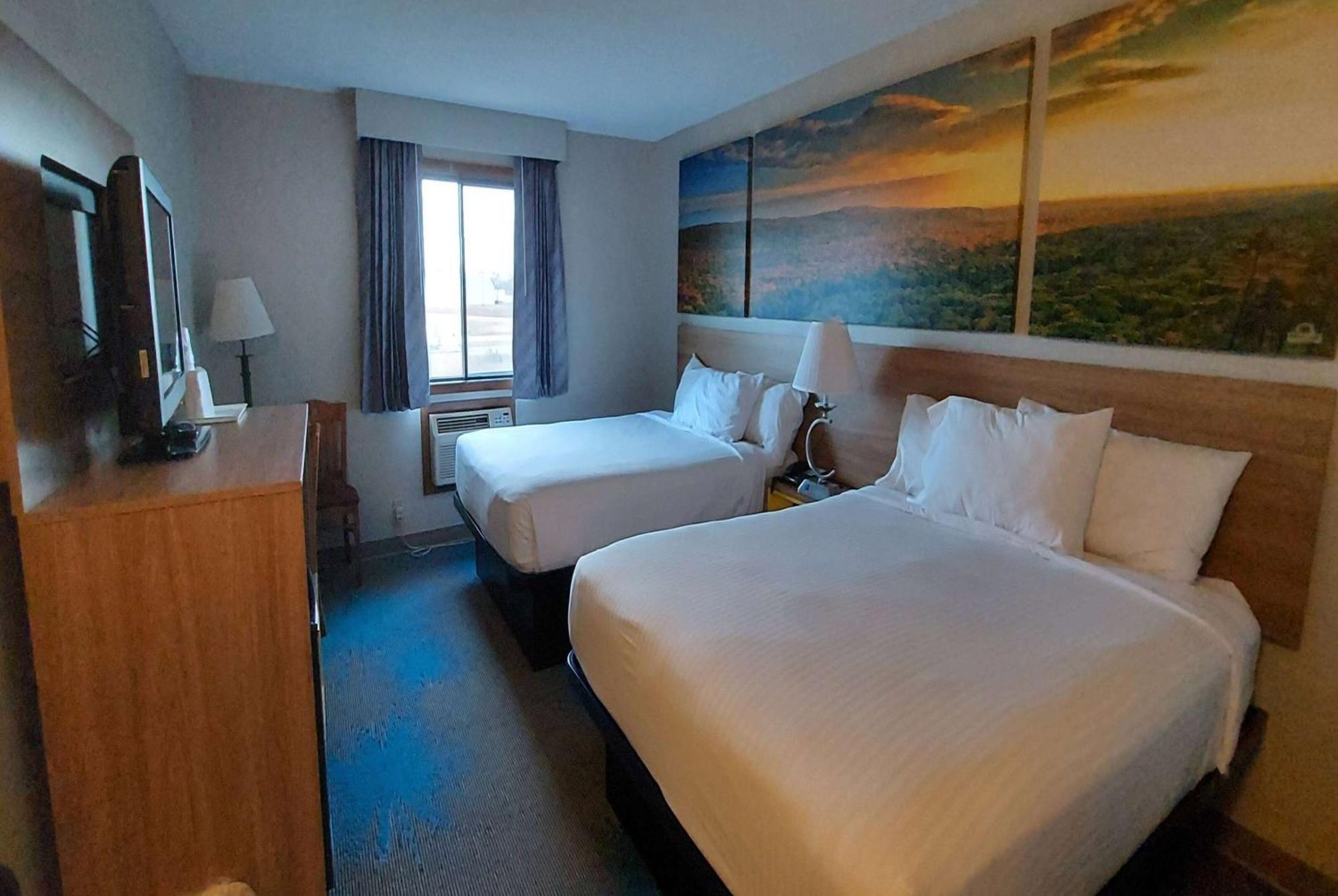 Days Inn By Wyndham Willmar Екстериор снимка